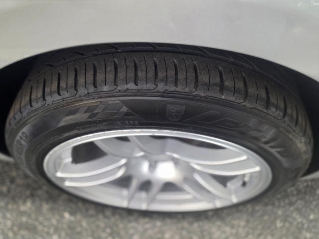 Hyundai Genesis 4dr Sdn V6 3.8L RWD 2016
