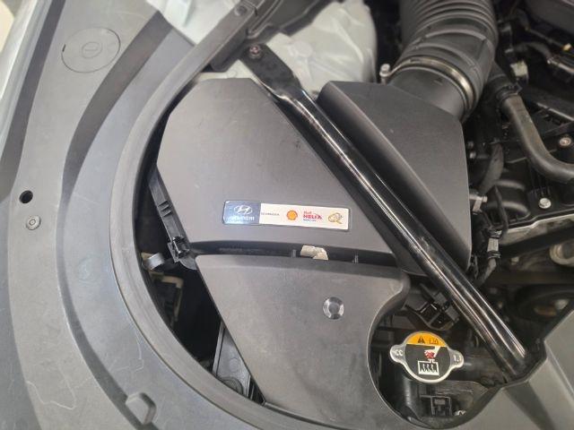 Hyundai Genesis 4dr Sdn V6 3.8L RWD 2016