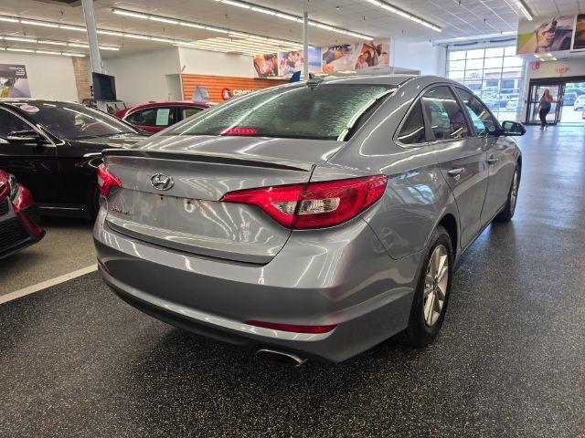 Hyundai Sonata 4dr Sdn 2.4L SE PZEV 2016