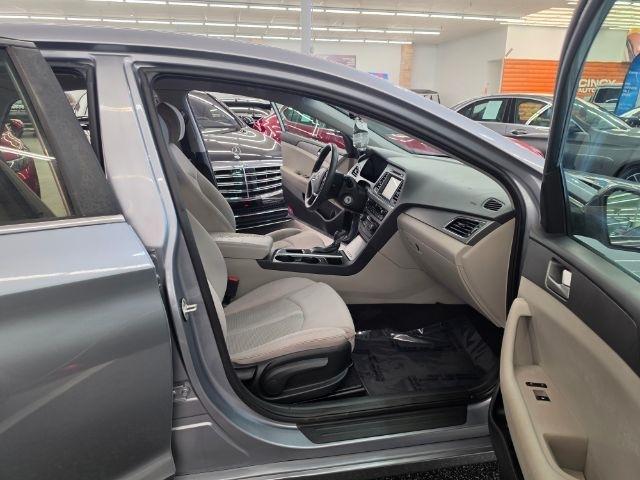 Hyundai Sonata 4dr Sdn 2.4L SE PZEV 2016