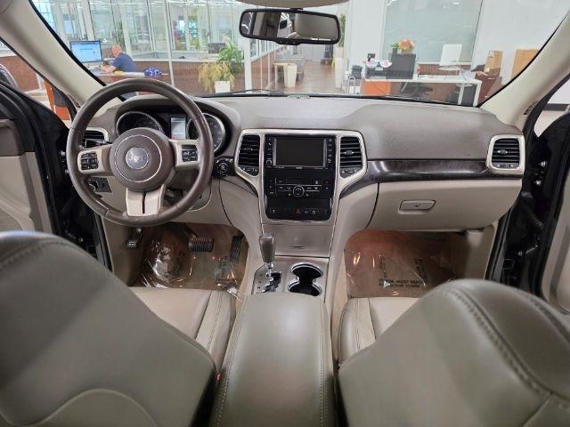 Jeep Grand Cherokee 4WD 4dr Laredo 2011