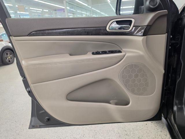 Jeep Grand Cherokee 4WD 4dr Laredo 2011