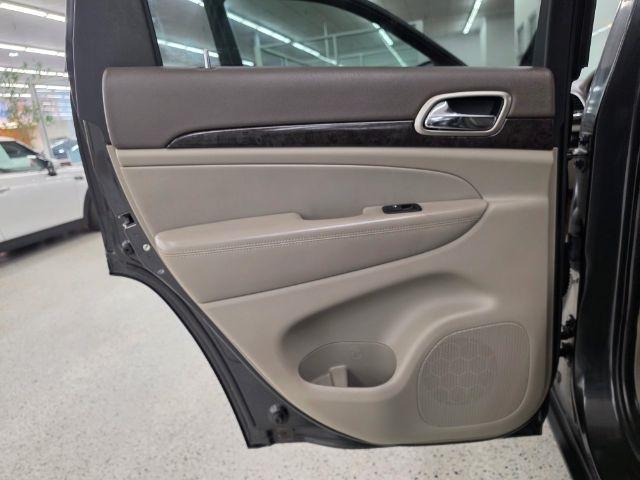Jeep Grand Cherokee 4WD 4dr Laredo 2011