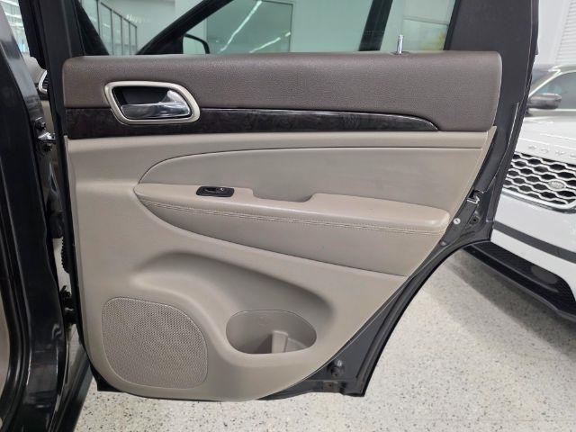 Jeep Grand Cherokee 4WD 4dr Laredo 2011