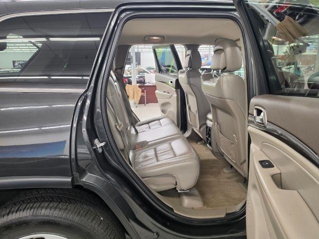 Jeep Grand Cherokee 4WD 4dr Laredo 2011