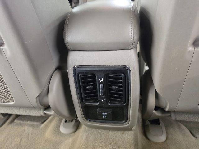 Jeep Grand Cherokee 4WD 4dr Laredo 2011