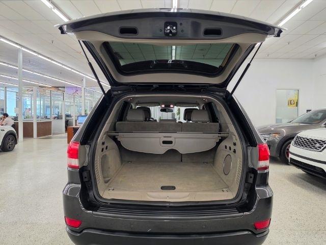 Jeep Grand Cherokee 4WD 4dr Laredo 2011