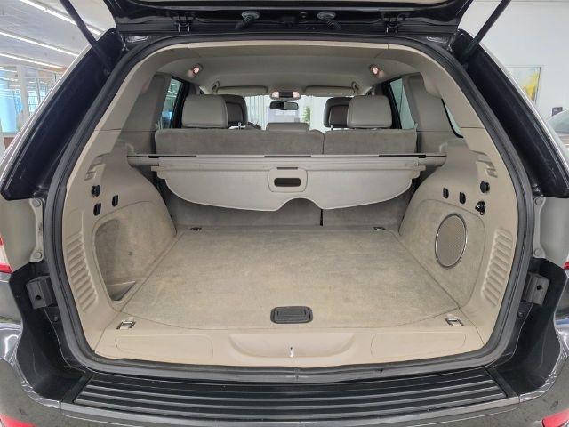 Jeep Grand Cherokee 4WD 4dr Laredo 2011
