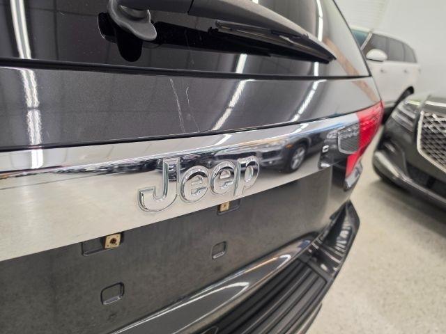 Jeep Grand Cherokee 4WD 4dr Laredo 2011