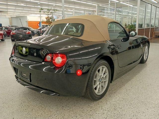 BMW Z4 2dr Roadster 2.5i 2005