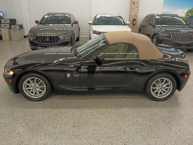 BMW Z4 2dr Roadster 2.5i 2005