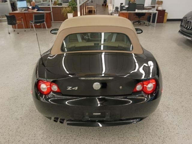 BMW Z4 2dr Roadster 2.5i 2005