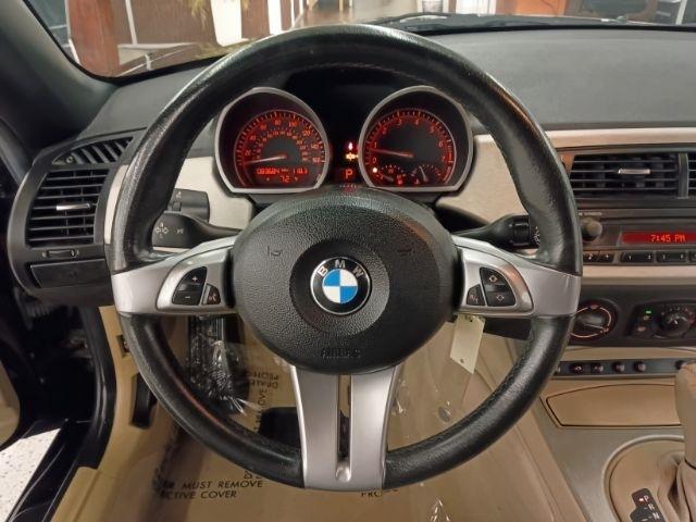 BMW Z4 2dr Roadster 2.5i 2005