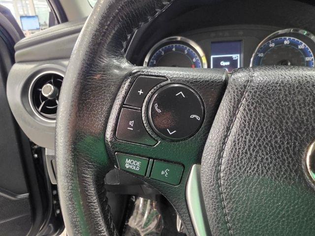 Toyota Corolla XLE CVT (Natl) 2019