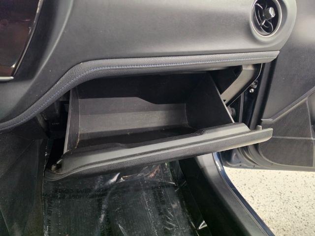 Toyota Corolla XLE CVT (Natl) 2019