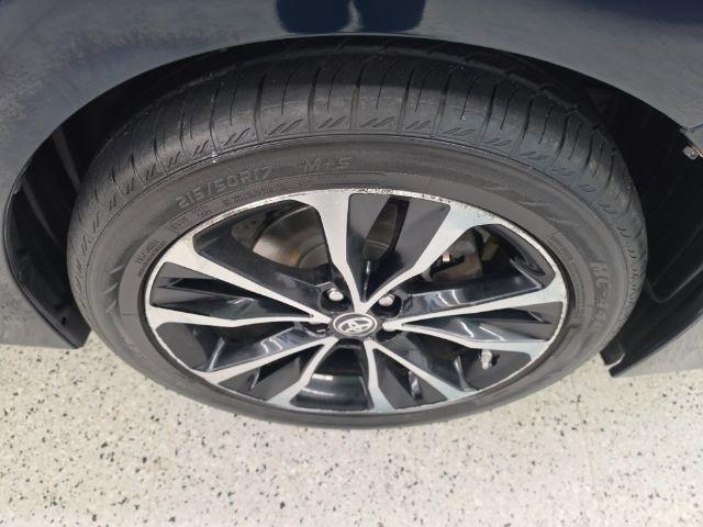 Toyota Corolla XLE CVT (Natl) 2019
