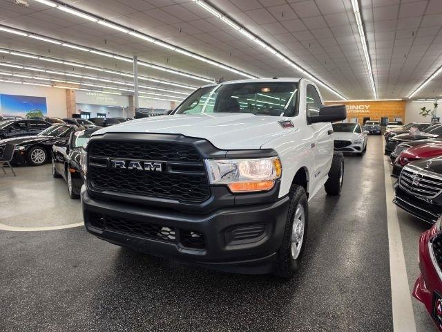 RAM 2500 Tradesman 4x2 Reg Cab 8' Box 2019