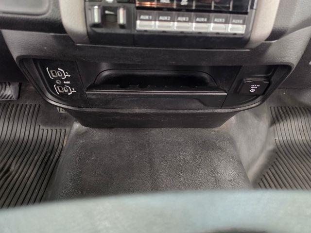 RAM 2500 Tradesman 4x2 Reg Cab 8' Box 2019