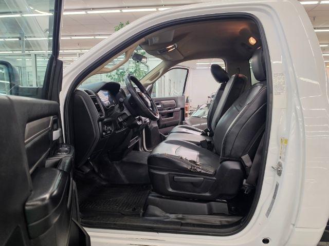 RAM 2500 Tradesman 4x2 Reg Cab 8' Box 2019