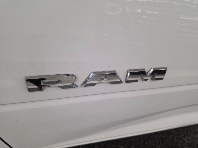 RAM 2500 Tradesman 4x2 Reg Cab 8' Box 2019
