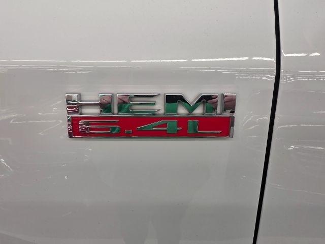 RAM 2500 Tradesman 4x2 Reg Cab 8' Box 2019