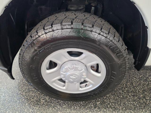 RAM 2500 Tradesman 4x2 Reg Cab 8' Box 2019