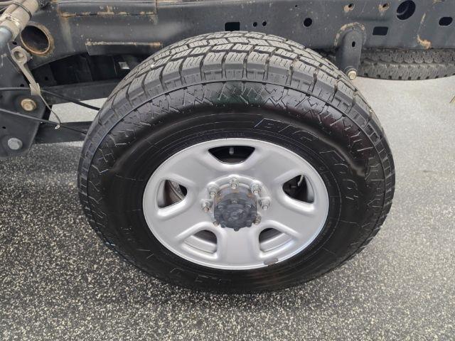 RAM 2500 Tradesman 4x2 Reg Cab 8' Box 2019