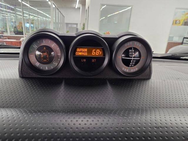 Toyota FJ Cruiser 4WD 4dr Man (Natl) 2013