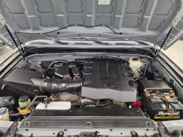 Toyota FJ Cruiser 4WD 4dr Man (Natl) 2013