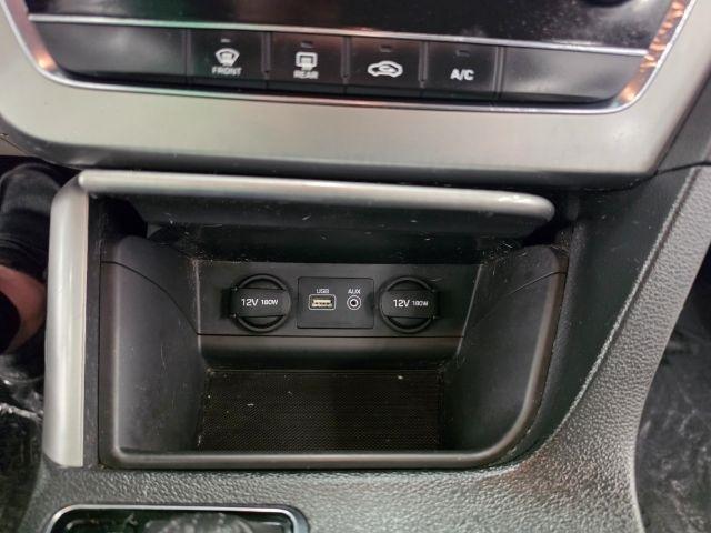 Hyundai Sonata 4dr Sdn 2.4L SE 2015