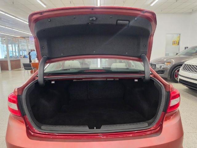 Hyundai Sonata 4dr Sdn 2.4L SE 2015