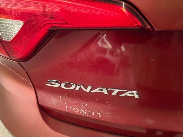 Hyundai Sonata 4dr Sdn 2.4L SE 2015
