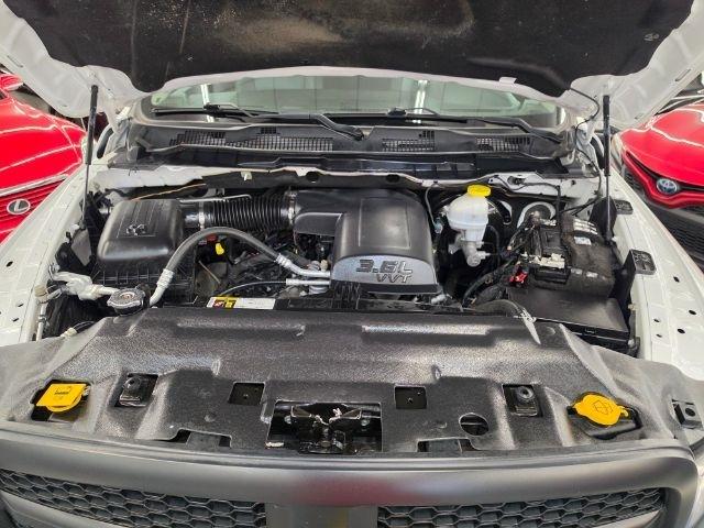 RAM 1500 Classic Tradesman 4x4 Quad Cab 6'4" Box 2023
