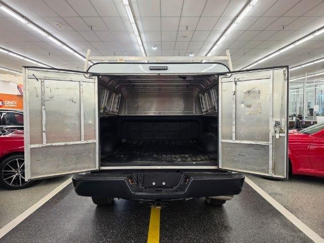 RAM 1500 Classic Tradesman 4x4 Quad Cab 6'4" Box 2023