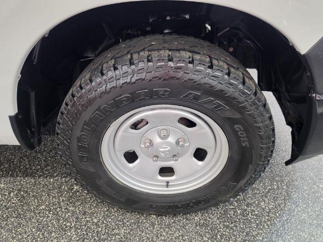 RAM 1500 Classic Tradesman 4x4 Quad Cab 6'4" Box 2023