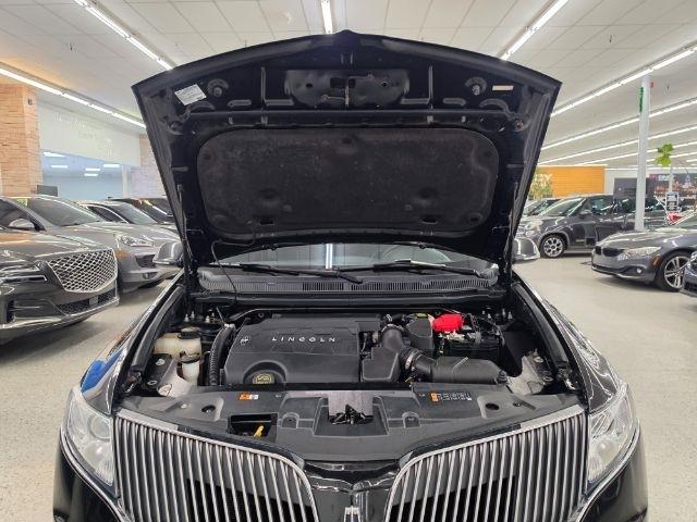 Lincoln MKT 4dr Wgn 3.7L AWD w/Livery Pkg 2015