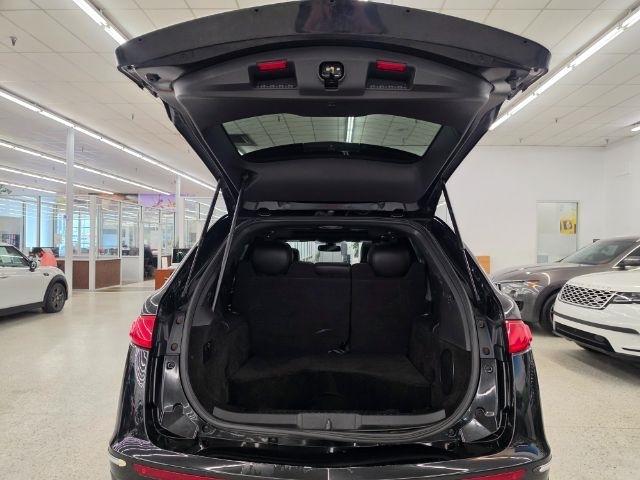 Lincoln MKT 4dr Wgn 3.7L AWD w/Livery Pkg 2015