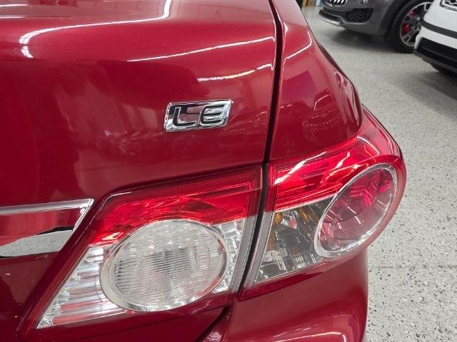 Toyota Corolla 4dr Sdn Auto LE (Natl) 2011