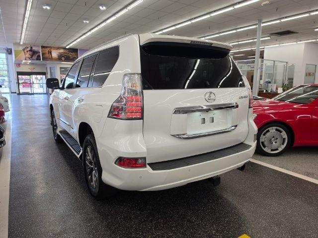 Lexus GX 460 4WD 4dr Luxury 2015