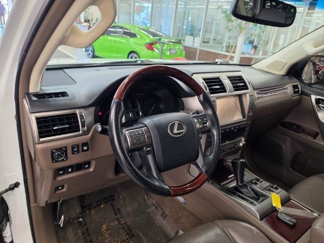 Lexus GX 460 4WD 4dr Luxury 2015