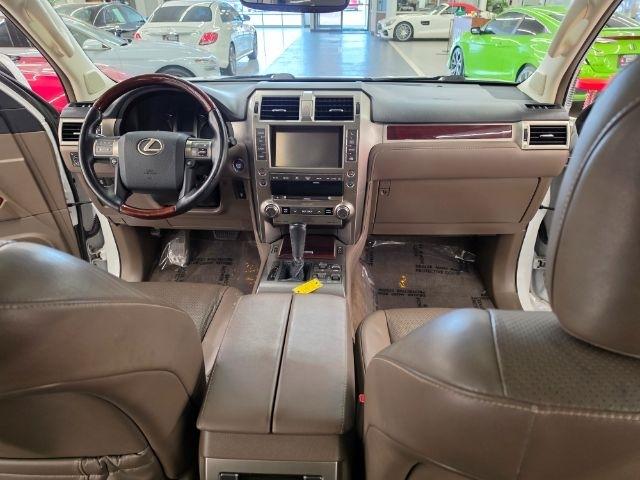 Lexus GX 460 4WD 4dr Luxury 2015