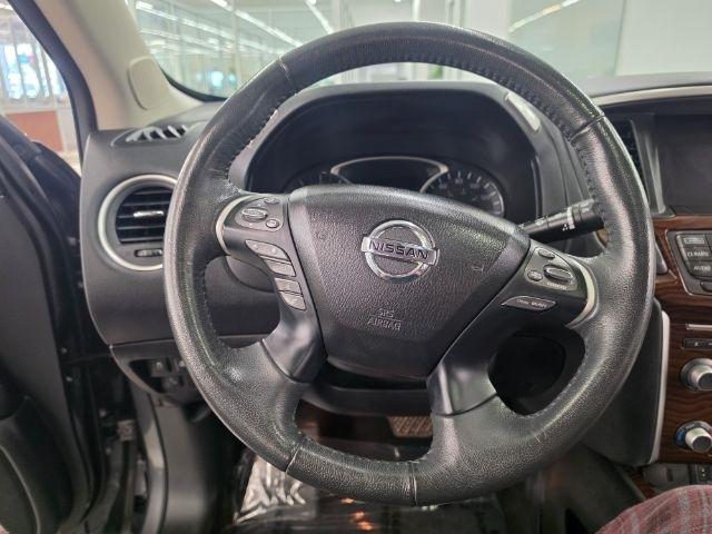 Nissan Pathfinder 4x4 Platinum 2018