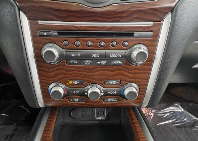 Nissan Pathfinder 4x4 Platinum 2018