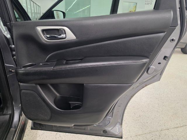 Nissan Pathfinder 4x4 Platinum 2018