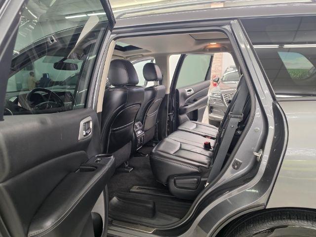 Nissan Pathfinder 4x4 Platinum 2018