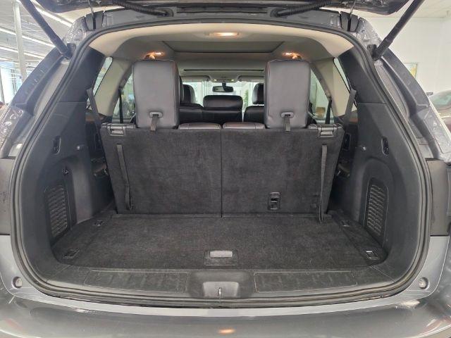 Nissan Pathfinder 4x4 Platinum 2018