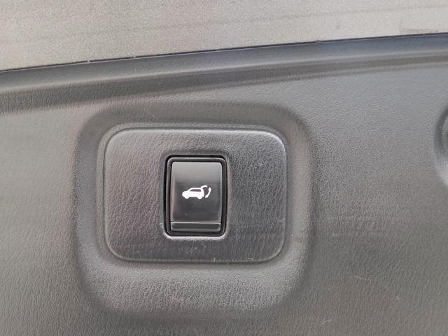 Nissan Pathfinder 4x4 Platinum 2018