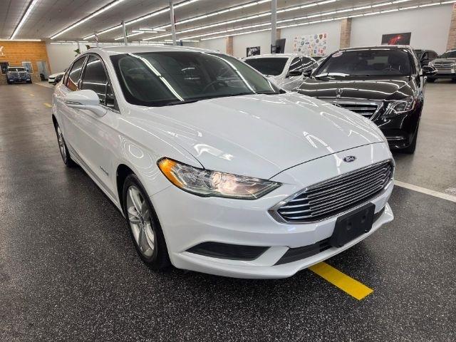 Ford Fusion Hybrid SE FWD 2018