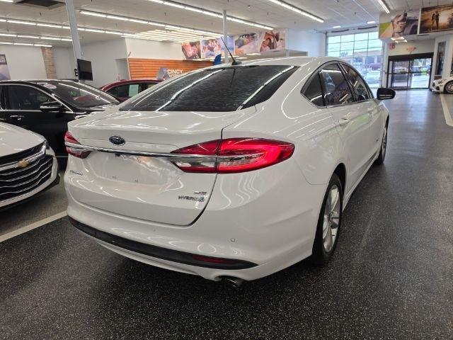 Ford Fusion Hybrid SE FWD 2018