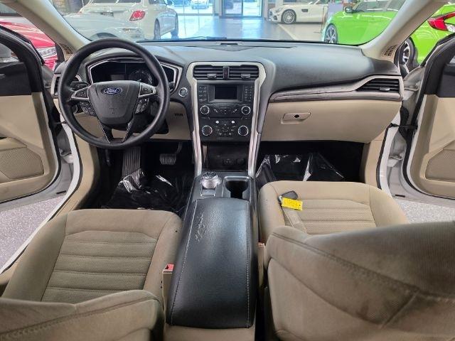 Ford Fusion Hybrid SE FWD 2018